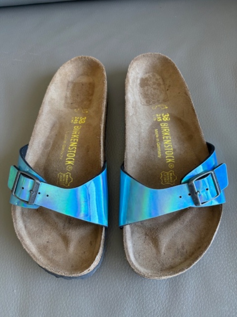 BIRKENSTOCK Madrid one-strap sandals sz L7/M5 (38 EU) holo iridescent